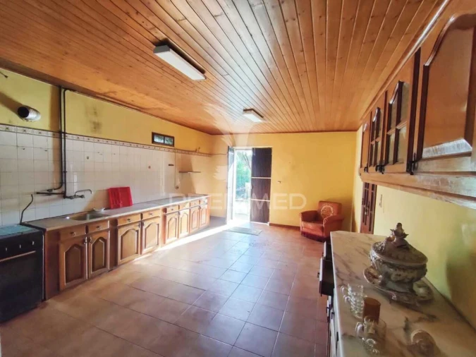 Moradia T3 para Venda em Mujães Foto 17