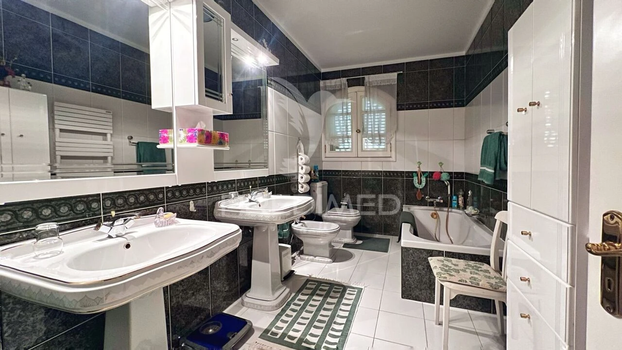 Moradia T5 para Venda em Arões (São Romão) Foto 27