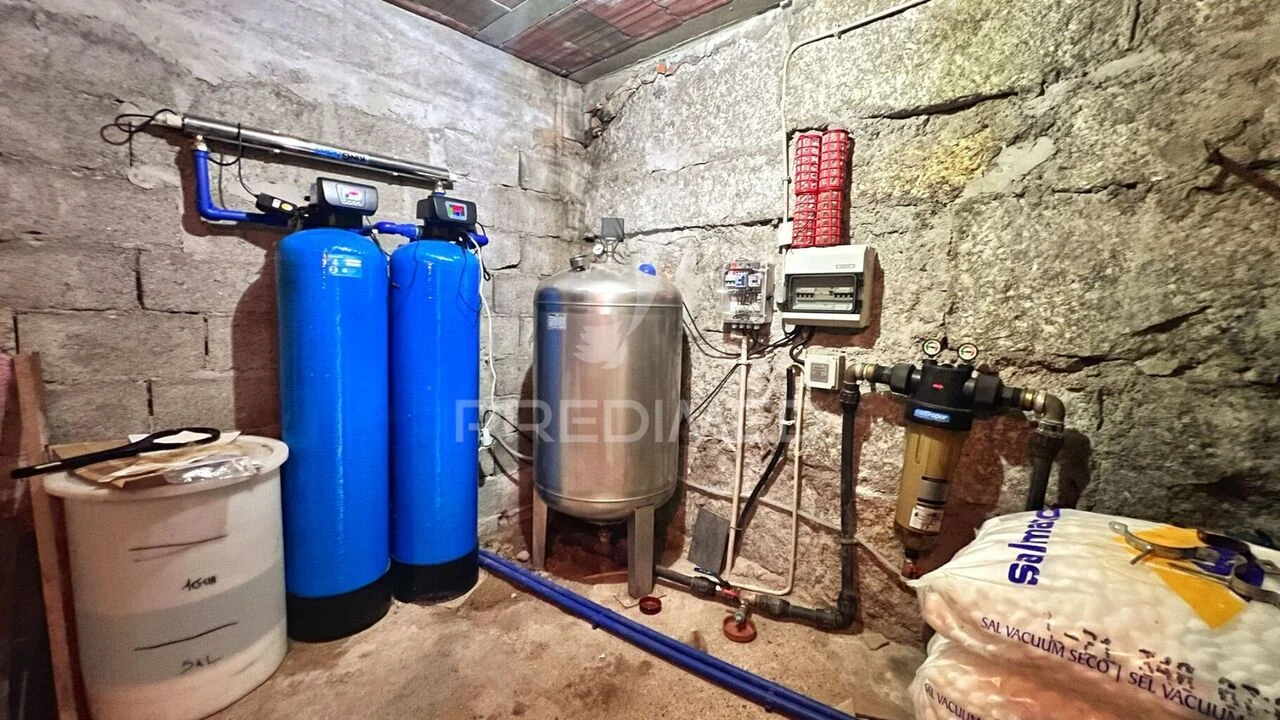 Moradia T5 para Venda em Arões (São Romão) Foto 31