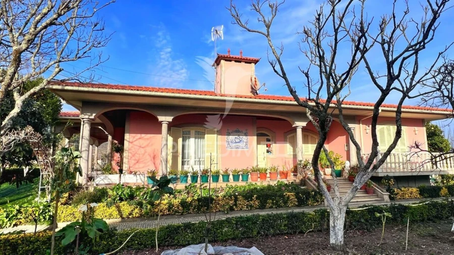 Moradia T5 para Venda em Arões (São Romão) Foto 4