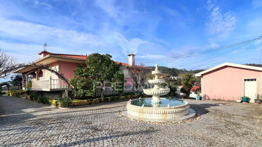 Moradia T5 para Venda em Arões (São Romão) Foto 2