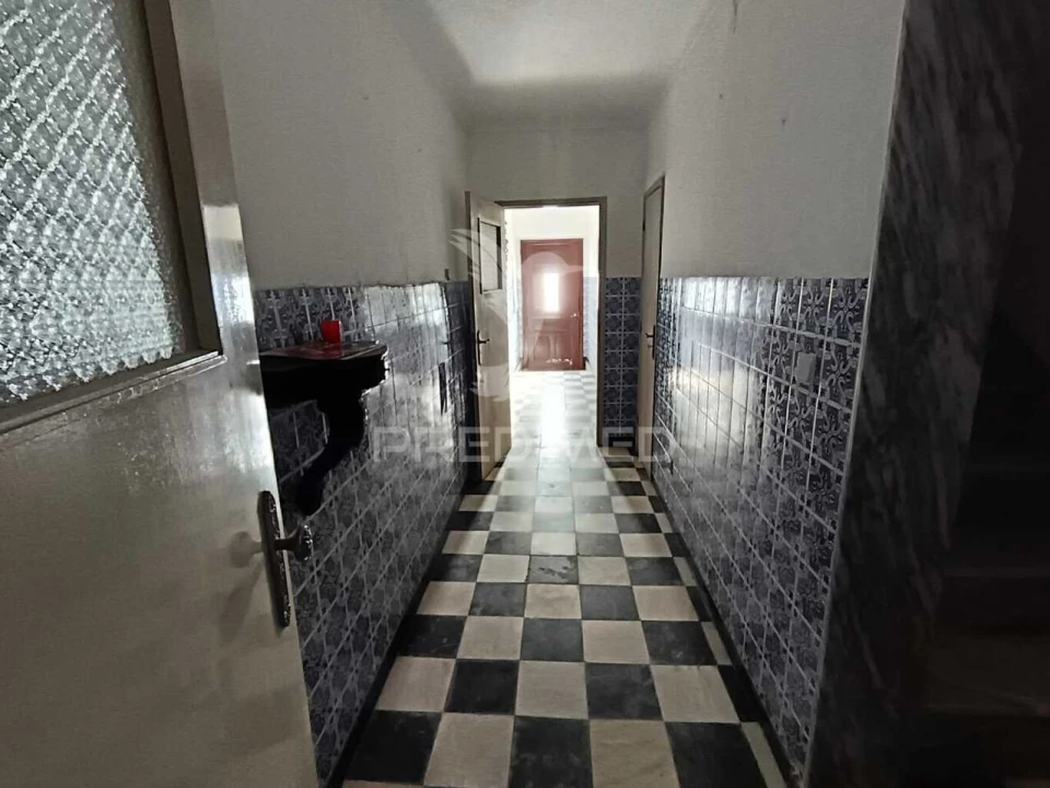 Moradia T3 para Venda em Ciladas Foto 3