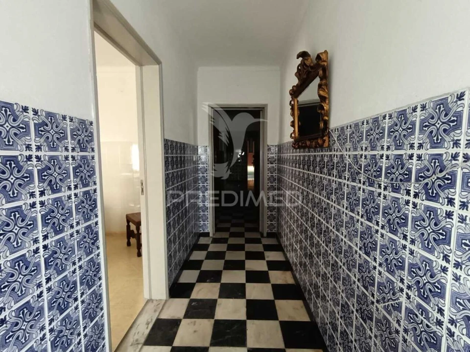 Moradia T3 para Venda em Ciladas Foto 4