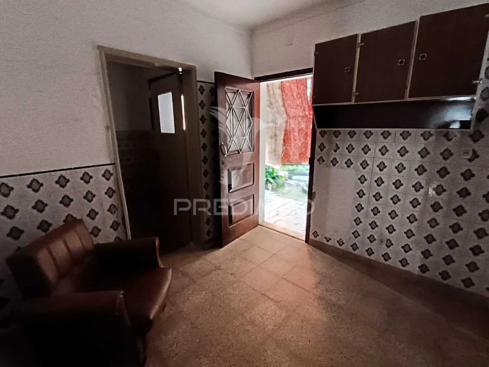Moradia T3 para Venda em Ciladas Foto 7