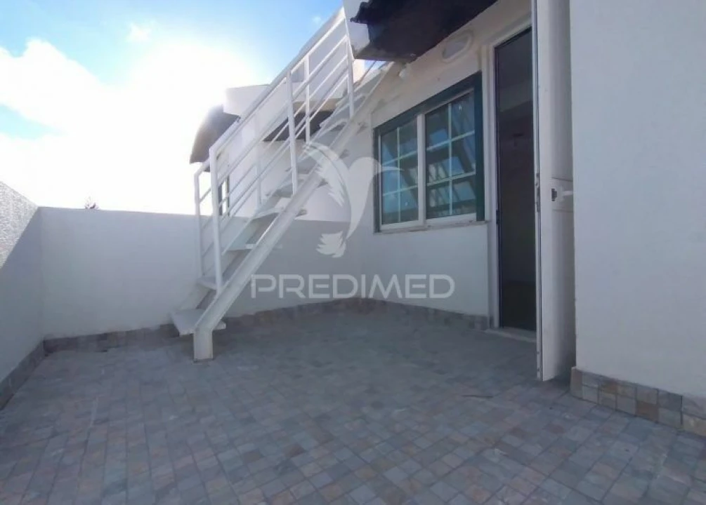 Moradia T6 para Venda em Carcavelos e Parede Foto 2