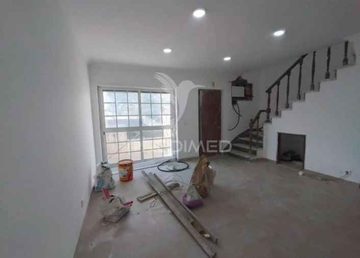 Moradia T6 para Venda em Carcavelos e Parede Foto 14