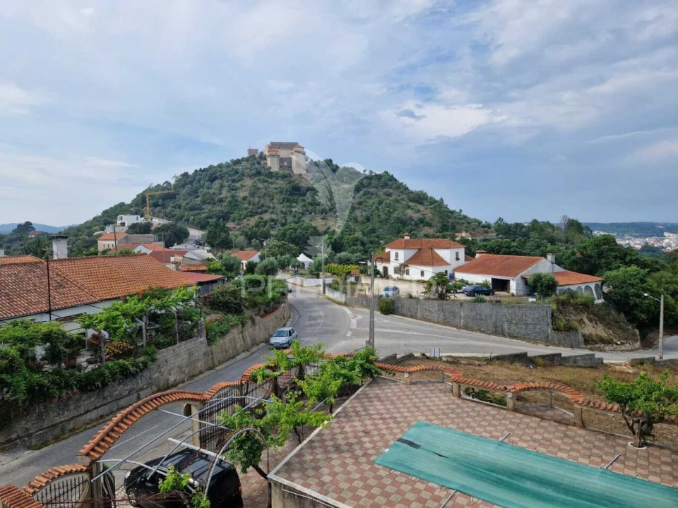 Moradia T6 para Venda em Nossa Senhora das Misericordias Foto 3