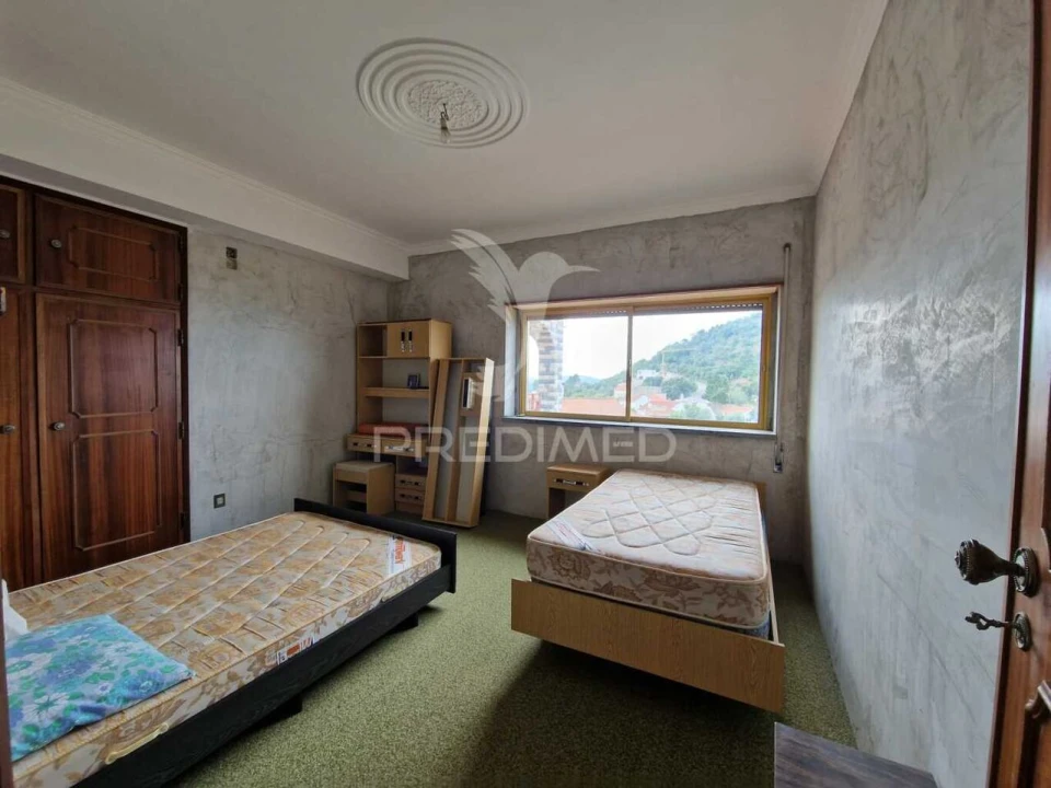 Moradia T6 para Venda em Nossa Senhora das Misericordias Foto 4