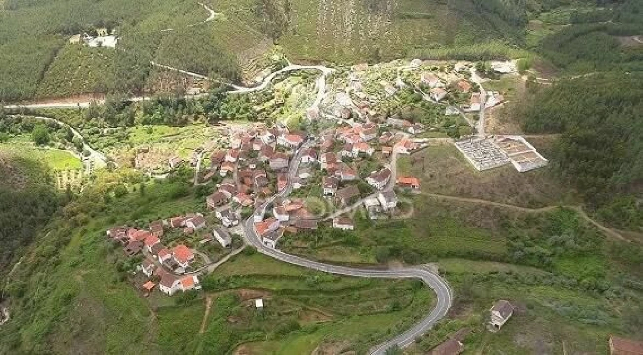 Moradia T9 para Venda em Aldeia de São Francisco de Assis Foto 2