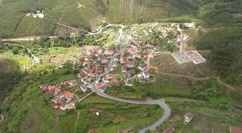 Moradia T9 para Venda em Aldeia de São Francisco de Assis Foto 39