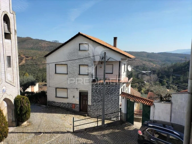 Moradia T9 para Venda em Aldeia de São Francisco de Assis Foto 36