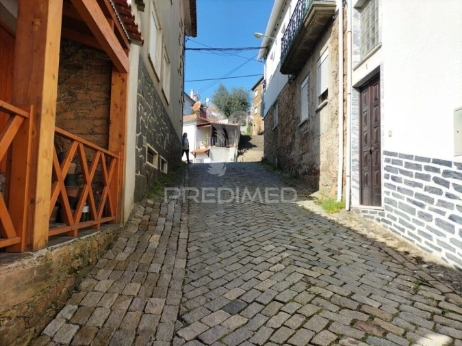 Moradia T9 para Venda em Aldeia de São Francisco de Assis Foto 4