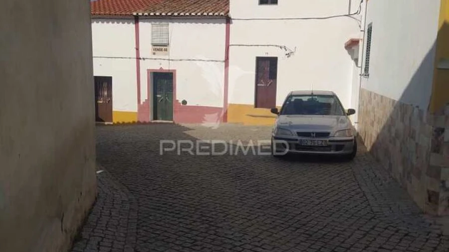Moradia T3 para Venda em Barrancos