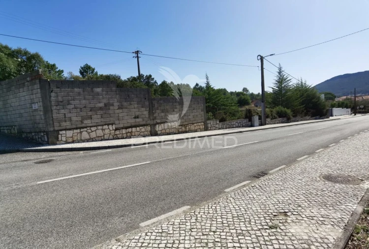 Terreno para Venda em Minde Foto 20
