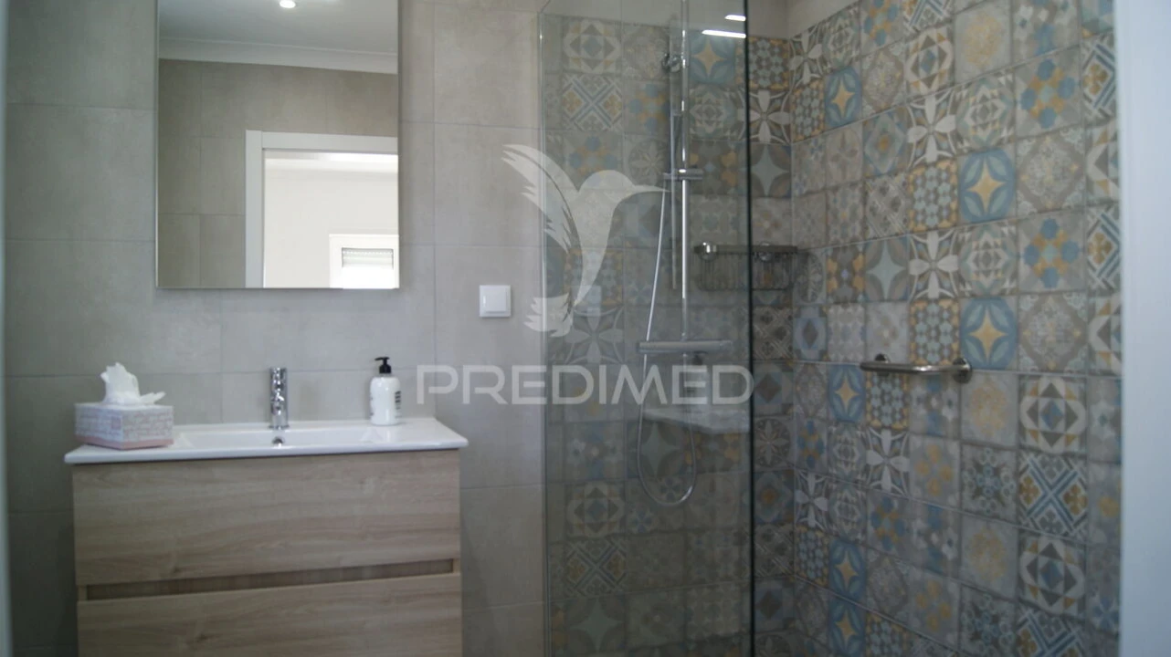 Moradia T2 para Venda em Vaiamonte Foto 13