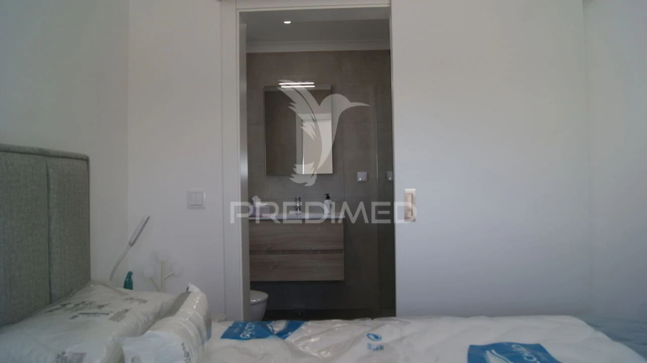 Moradia T2 para Venda em Vaiamonte Foto 12