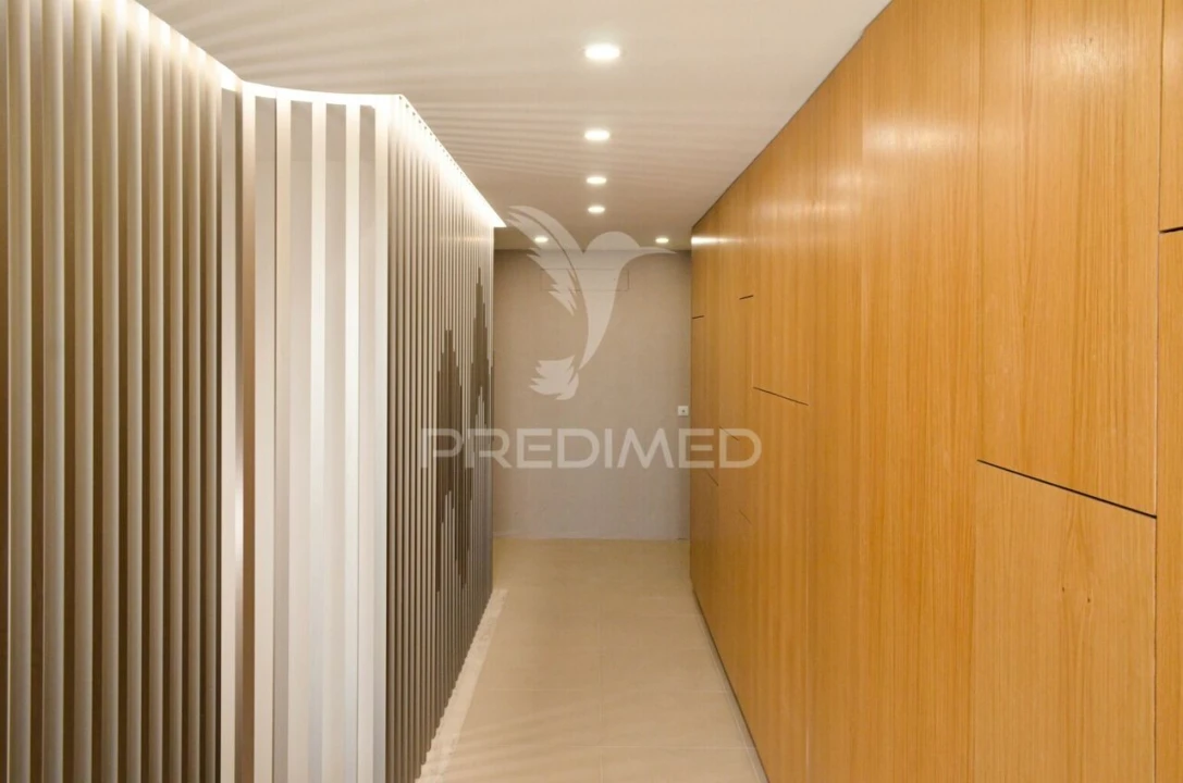 Apartamento T5 para Venda em Gafanha da Encarnação Foto 3