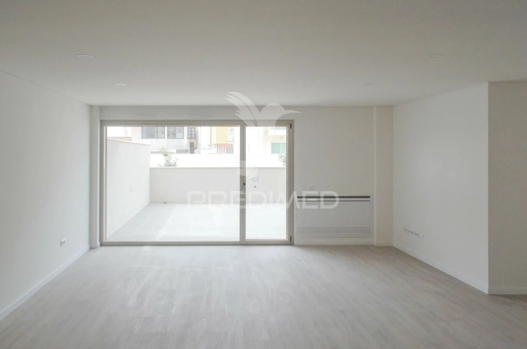 Apartamento T5 para Venda em Gafanha da Encarnação Foto 4