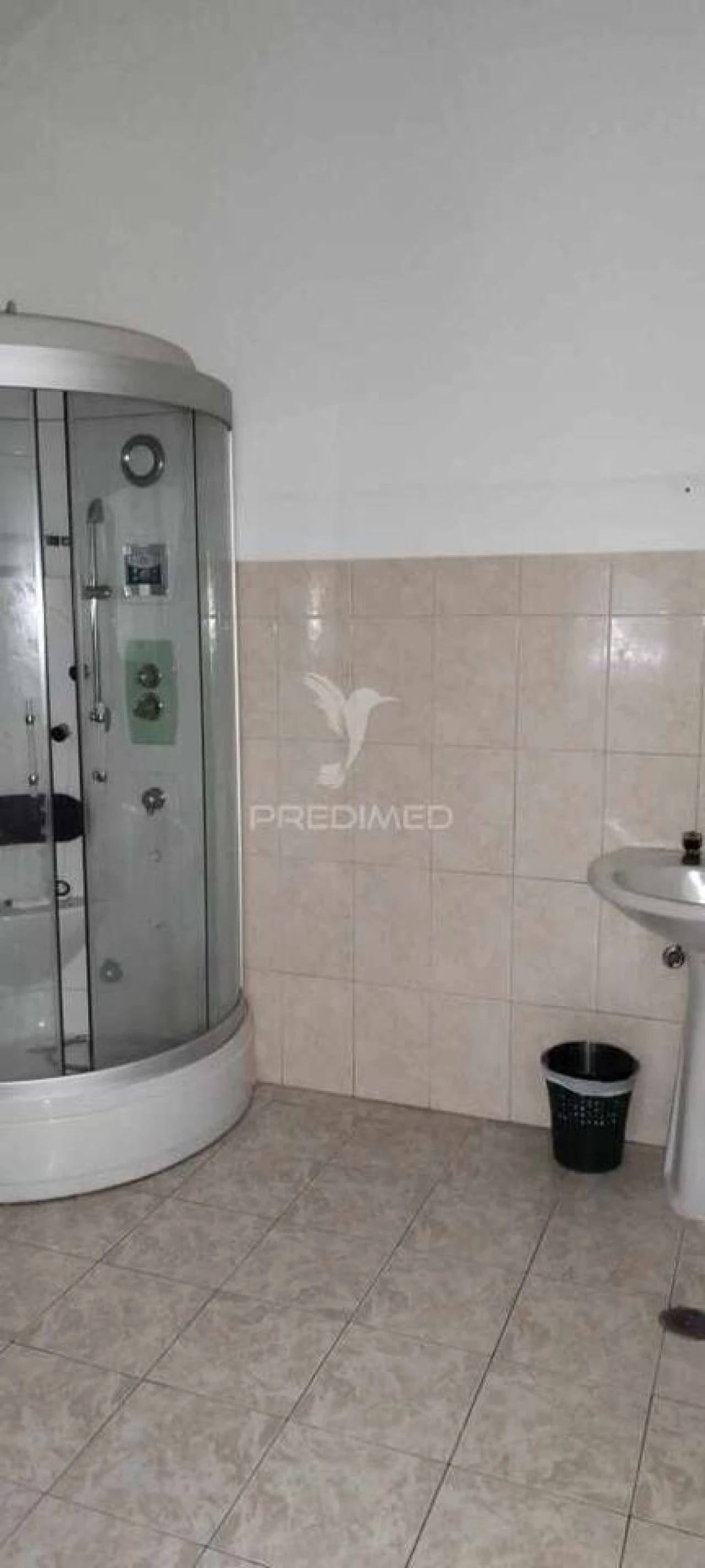 Loja para Arrendamento em São João Baptista Foto 2