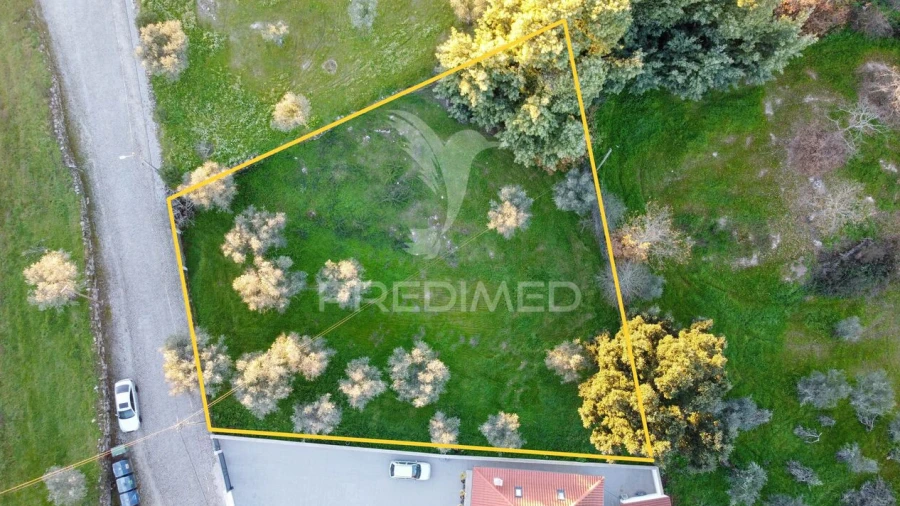 Terreno para Venda em Ratoeira