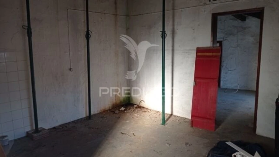 Moradia T3 para Venda em Montargil Foto 4