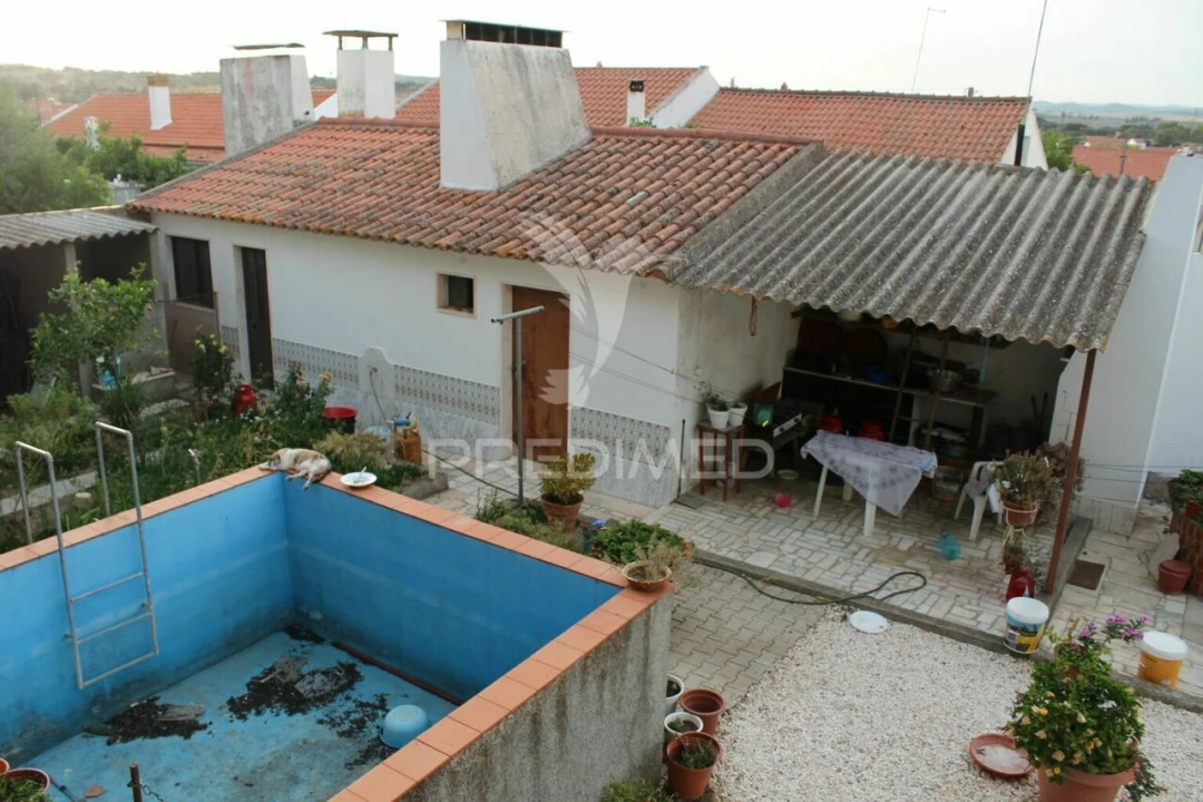 Moradia T0 para Venda em Terena (São Pedro) Foto 11