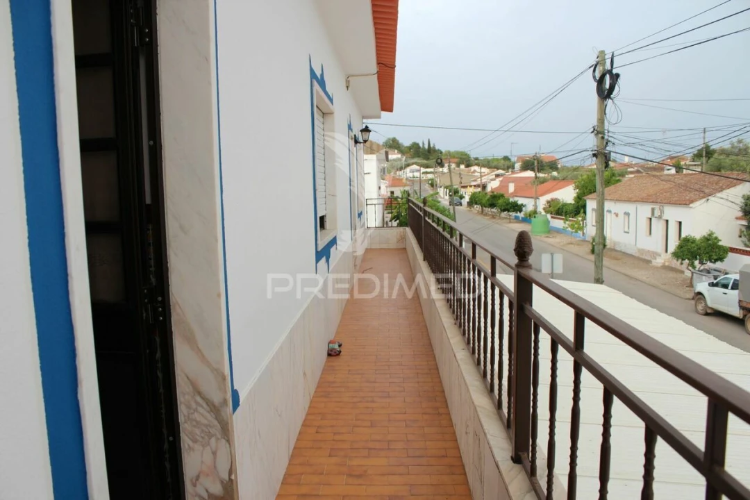 Moradia T0 para Venda em Terena (São Pedro) Foto 37