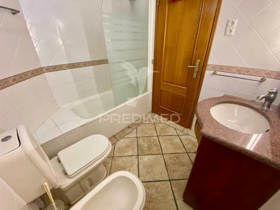 Moradia T5 para Venda em Sesimbra (Castelo) Foto 22