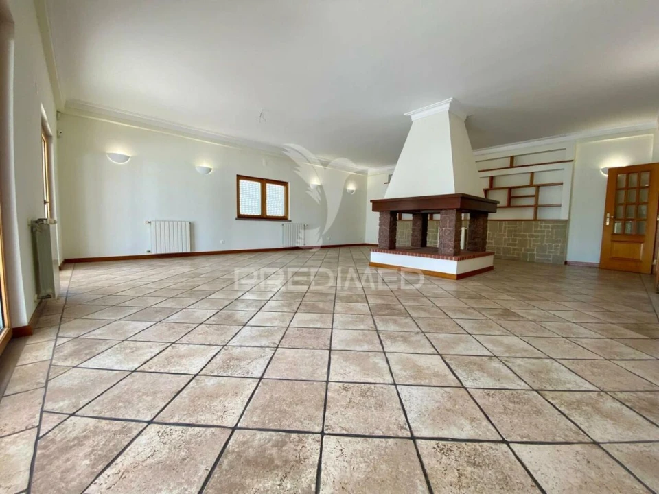 Moradia T5 para Venda em Sesimbra (Castelo) Foto 37