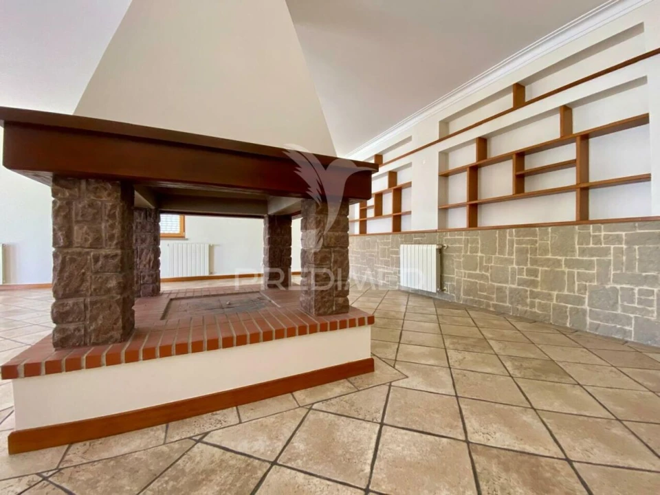 Moradia T5 para Venda em Sesimbra (Castelo) Foto 36