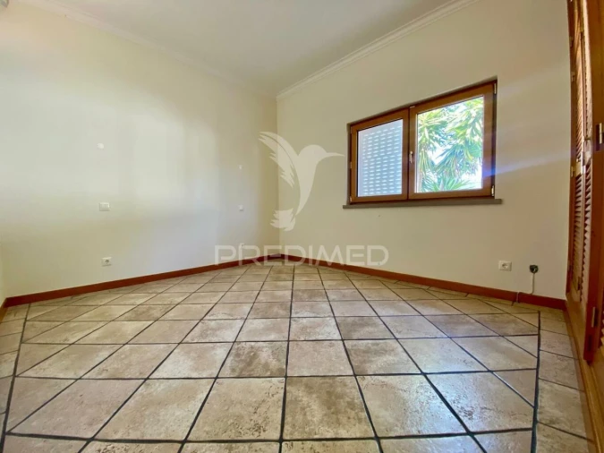 Moradia T5 para Venda em Sesimbra (Castelo) Foto 23