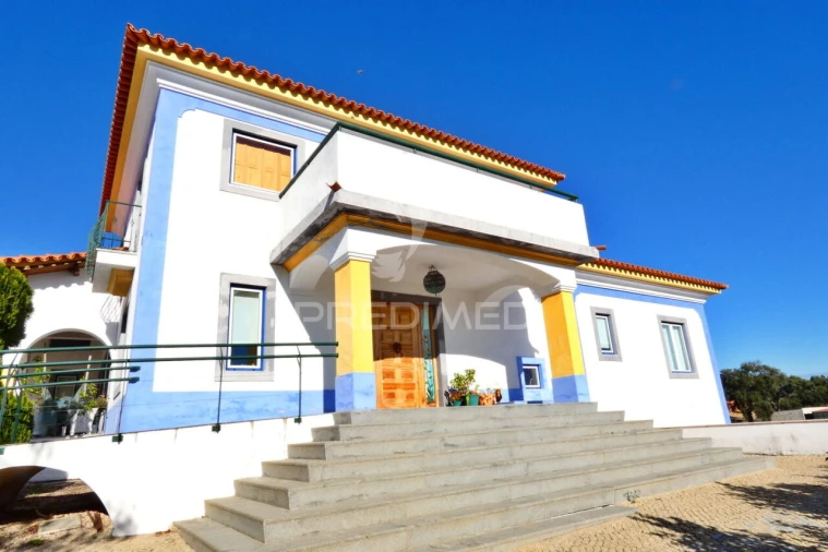 Moradia T9 para Venda em Raposa Foto 4