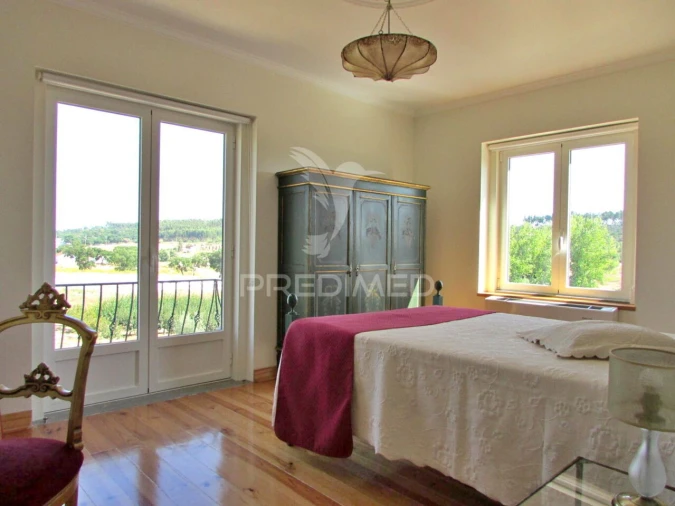 Moradia T9 para Venda em Raposa Foto 16