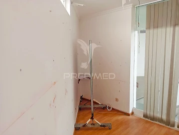 Loja para Venda em Albufeira e Olhos de Água