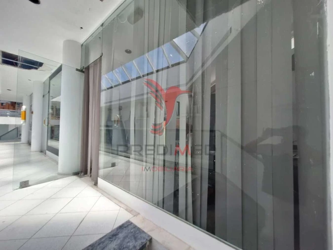 Loja para Venda em Albufeira e Olhos de Água Foto 9