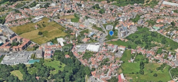 Terreno para Venda em Oliveira do Douro