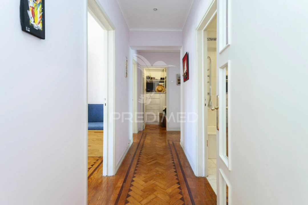 Apartamento T3 para Venda em Alvalade Foto 14
