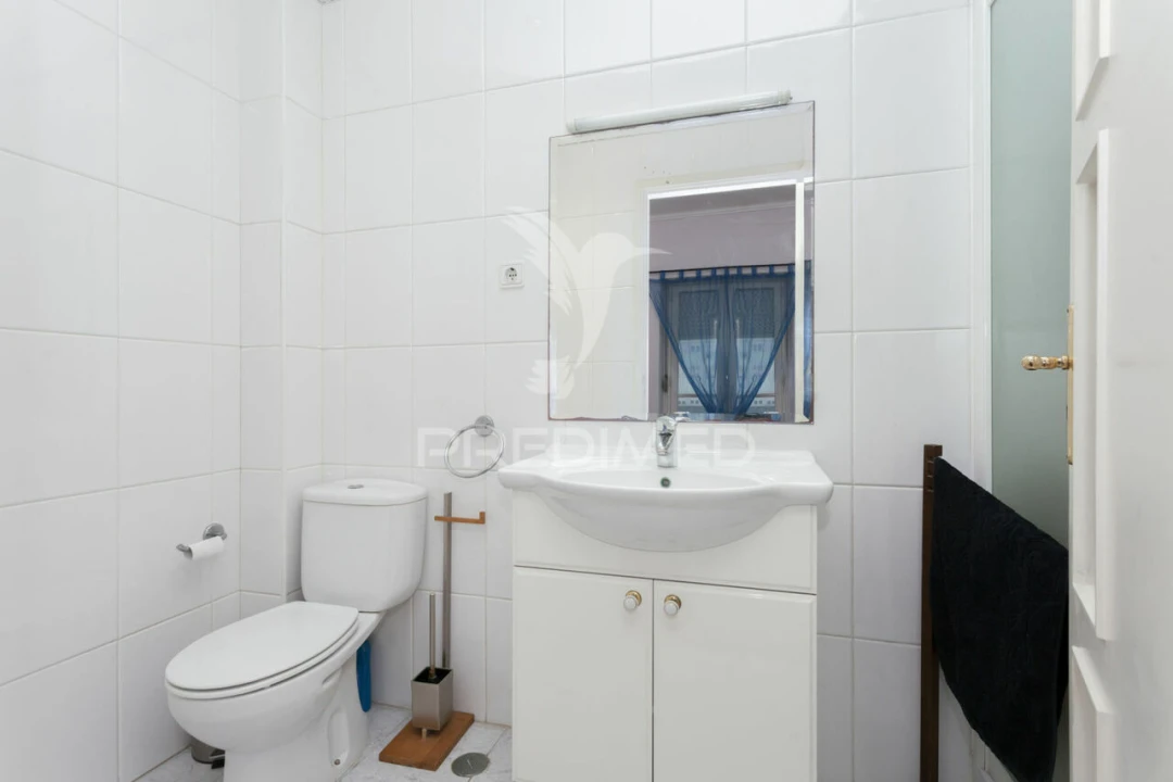 Apartamento T3 para Venda em Alvalade Foto 22