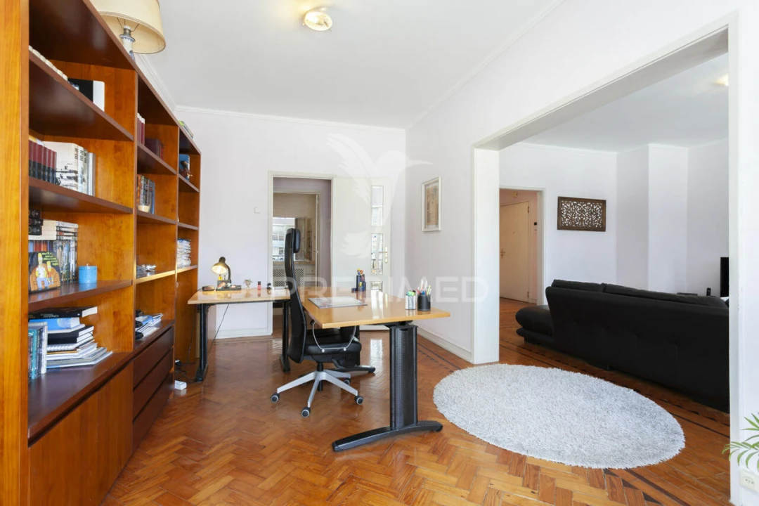 Apartamento T3 para Venda em Alvalade Foto 9