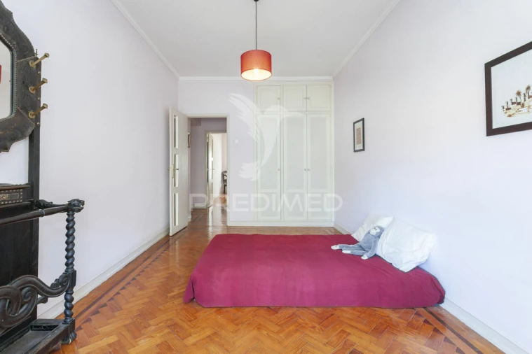 Apartamento T3 para Venda em Alvalade Foto 20