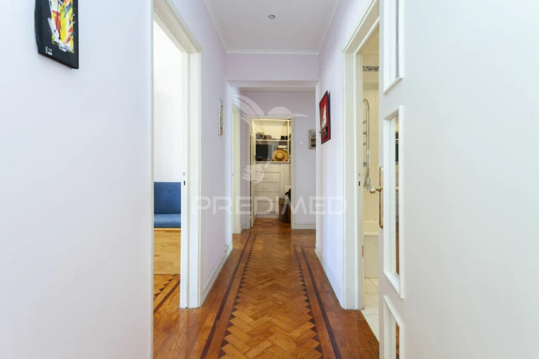 Apartamento T3 para Venda em Alvalade Foto 14