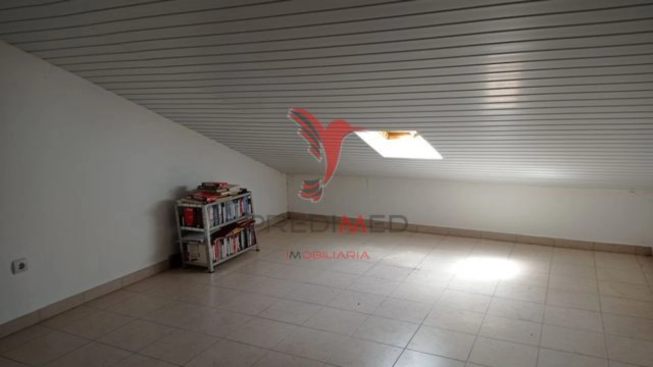 Moradia T2 para Venda em Seda Foto 20