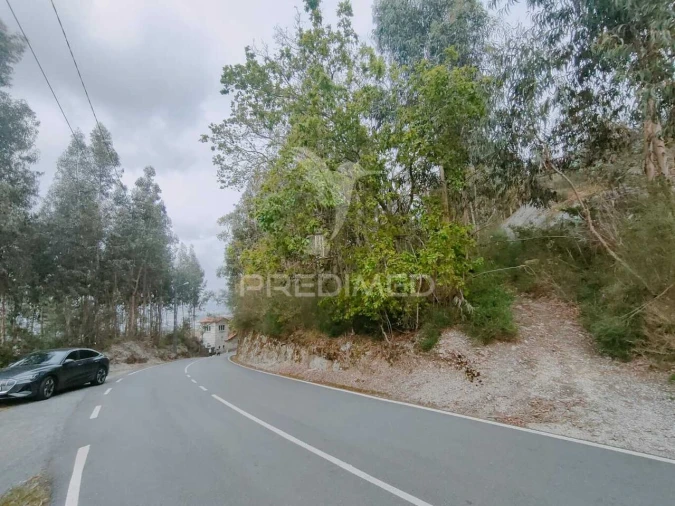 Terreno para Venda em Polvoreira Foto 17