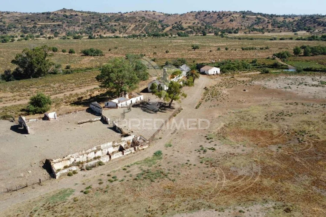 Terreno para Venda em Castro Marim Foto 1