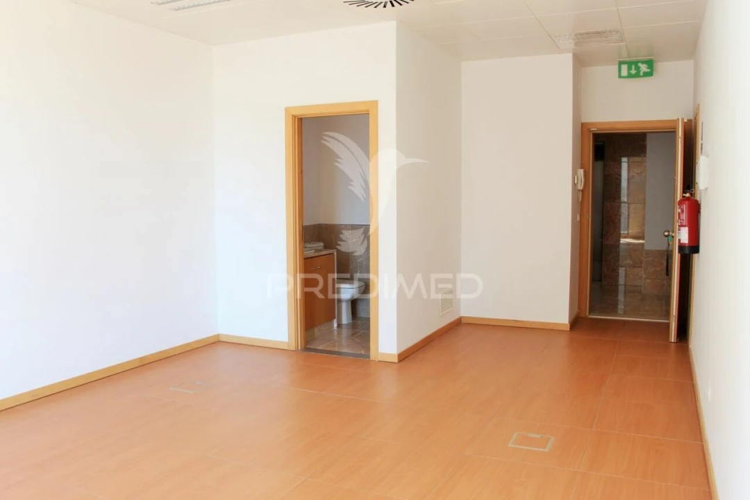 Escritório para Venda em Parque das Nações Foto 4