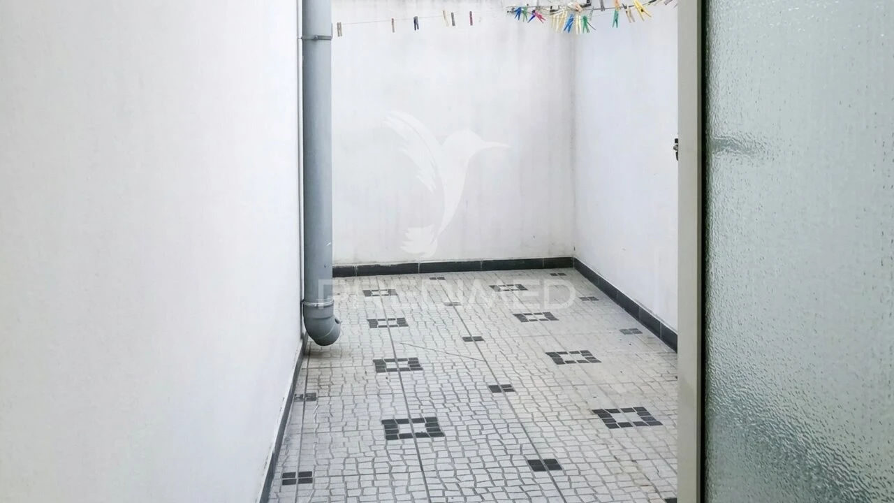 Moradia T5 para Venda em Alhos Vedros Foto 5