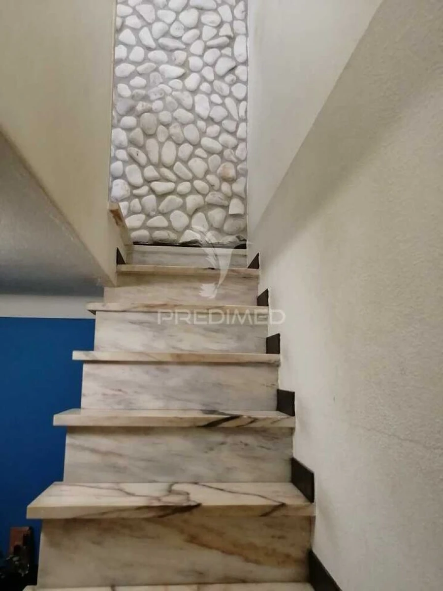 Moradia T5 para Venda em Alhos Vedros Foto 18