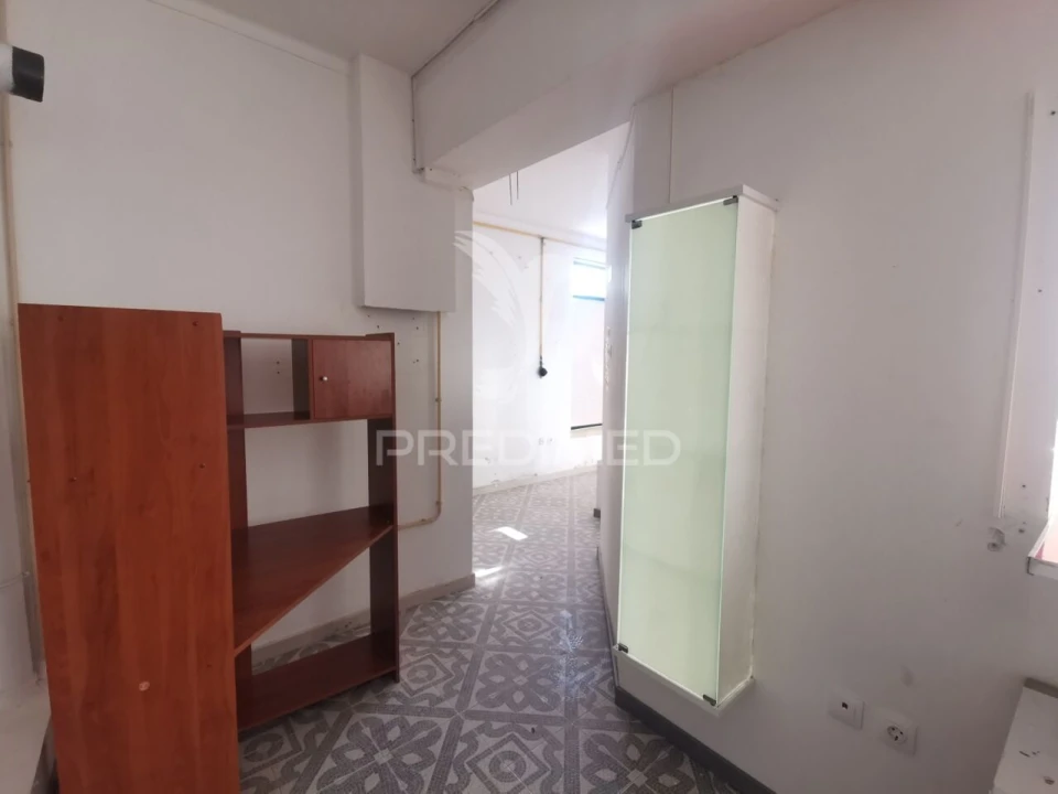 Loja para Arrendamento em Vila Nova da Barquinha Foto 18