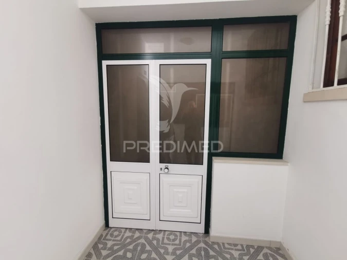 Loja para Arrendamento em Vila Nova da Barquinha Foto 7