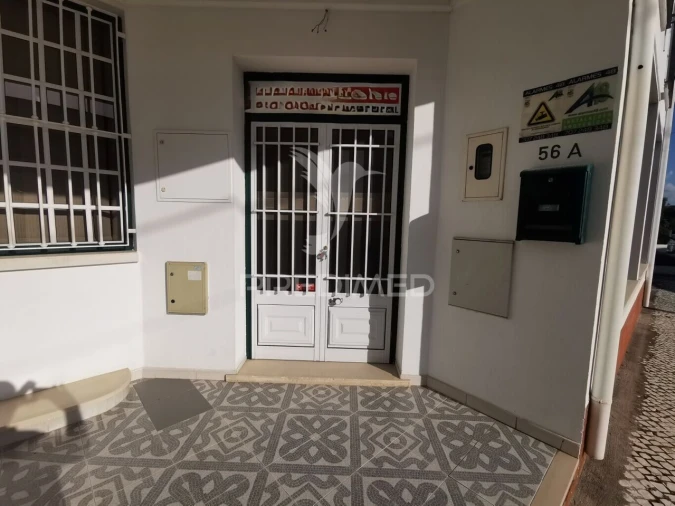 Loja para Arrendamento em Vila Nova da Barquinha Foto 4